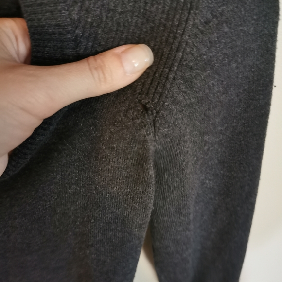 Sweater size XS - Picture 4 of 4